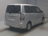 Цена авто Toyota Voxy с аукционов Японии, номер кузова ZRR70G, пробег 95 000, оценка 4