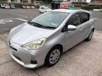 Цена авто Toyota Aqua с аукционов Японии, номер кузова NHP10, пробег 122 000, оценка 2