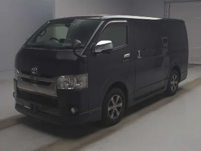 TOYOTA REGIUS VAN