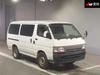 TOYOTA REGIUS VAN