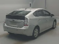 Цена авто Toyota Prius с аукционов Японии, номер кузова ZVW30, пробег 130 000, оценка 6