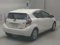 Цена авто Toyota Aqua с аукционов Японии, номер кузова NHP10, пробег 84 000, оценка 4