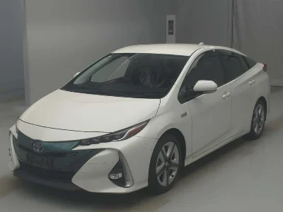 TOYOTA PRIUS PHV