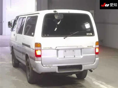 TOYOTA HIACE VAN