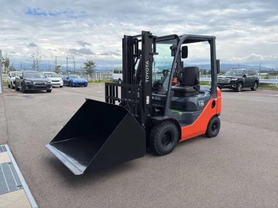 TOYOTA  FORKLIFT 