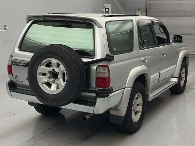 TOYOTA HILUX SURF
