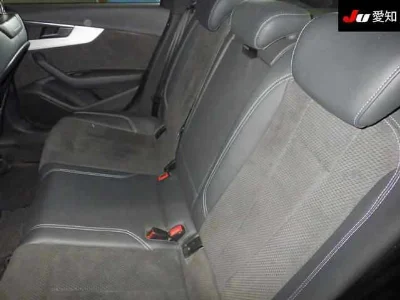 AUDI A4 AVANTE