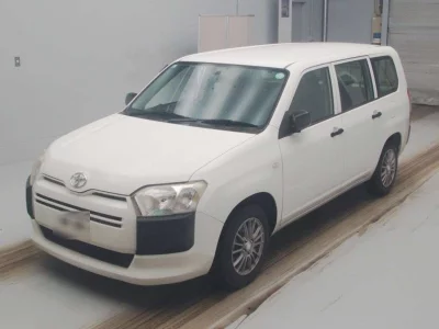 TOYOTA SUCCEED