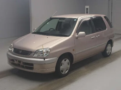 TOYOTA RAUM