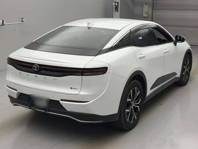 TOYOTA CROWN CROSSOVER