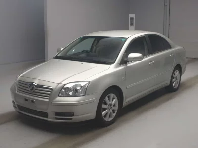 TOYOTA AVENSIS SEDAN