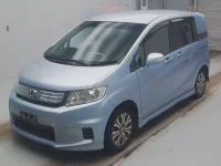 Honda Freed Spike