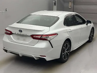 TOYOTA CAMRY
