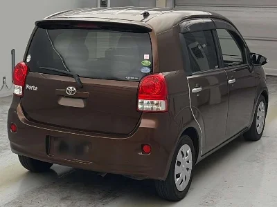 TOYOTA PORTE