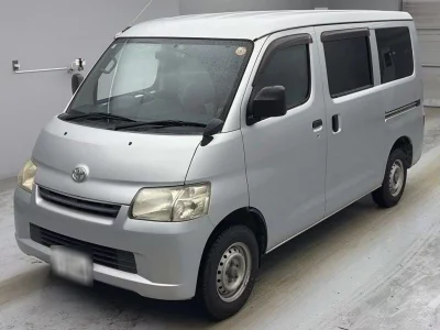TOYOTA TOWN ACE VAN