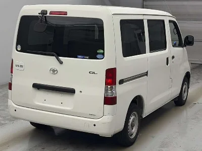 TOYOTA LITE ACE VAN