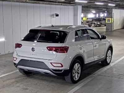 VOLKSWAGEN T-ROC