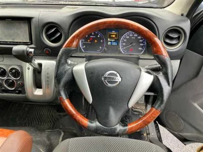 NISSAN NV350 CARAVAN
