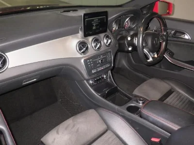MERCEDES BENZ CLA SHOOTING BRAKE