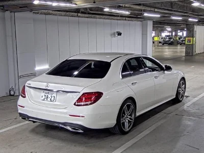 MERCEDES BENZ E CLASS