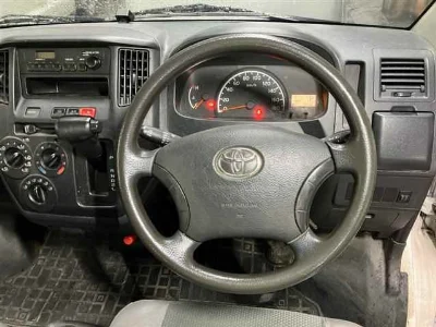 TOYOTA LITE ACE VAN