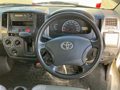 TOYOTA LITE ACE VAN