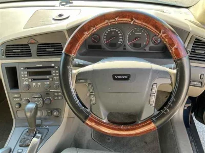 VOLVO CROSS COUNTRY
