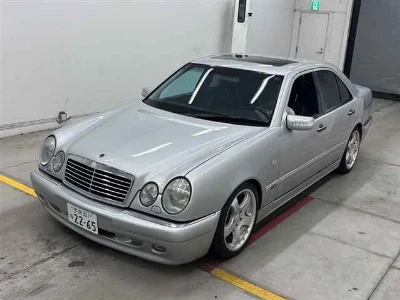 MERCEDES BENZ E CLASS