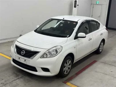 Nissan Tiida Latio