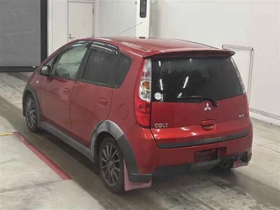 MITSUBISHI COLT