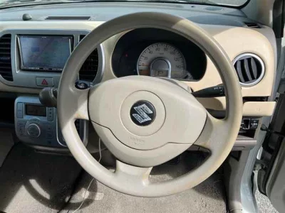 SUZUKI MRWAGON