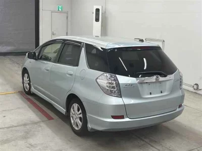 HONDA FIT SHUTTLE