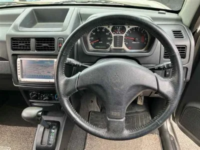 MITSUBISHI PAJERO MINI