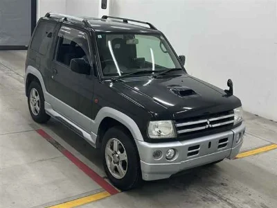 MITSUBISHI PAJERO MINI