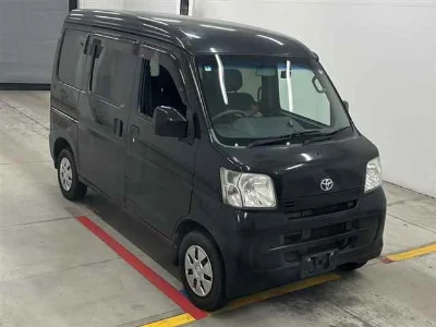 TOYOTA PIXIS VAN