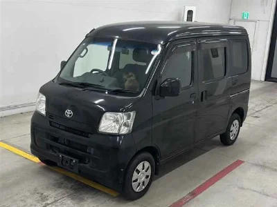 TOYOTA PIXIS VAN