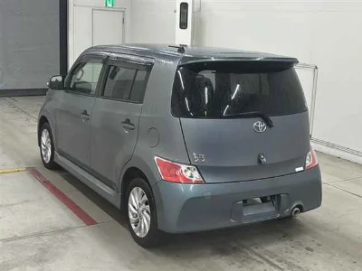 TOYOTA BB