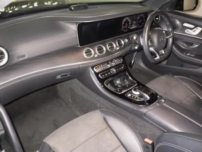 MERCEDES BENZ E CLASS