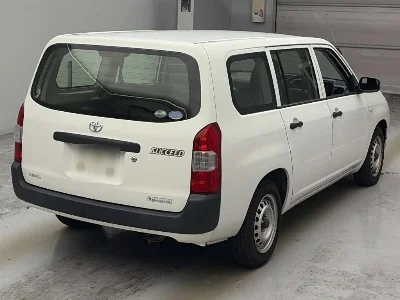 TOYOTA SUCCEED