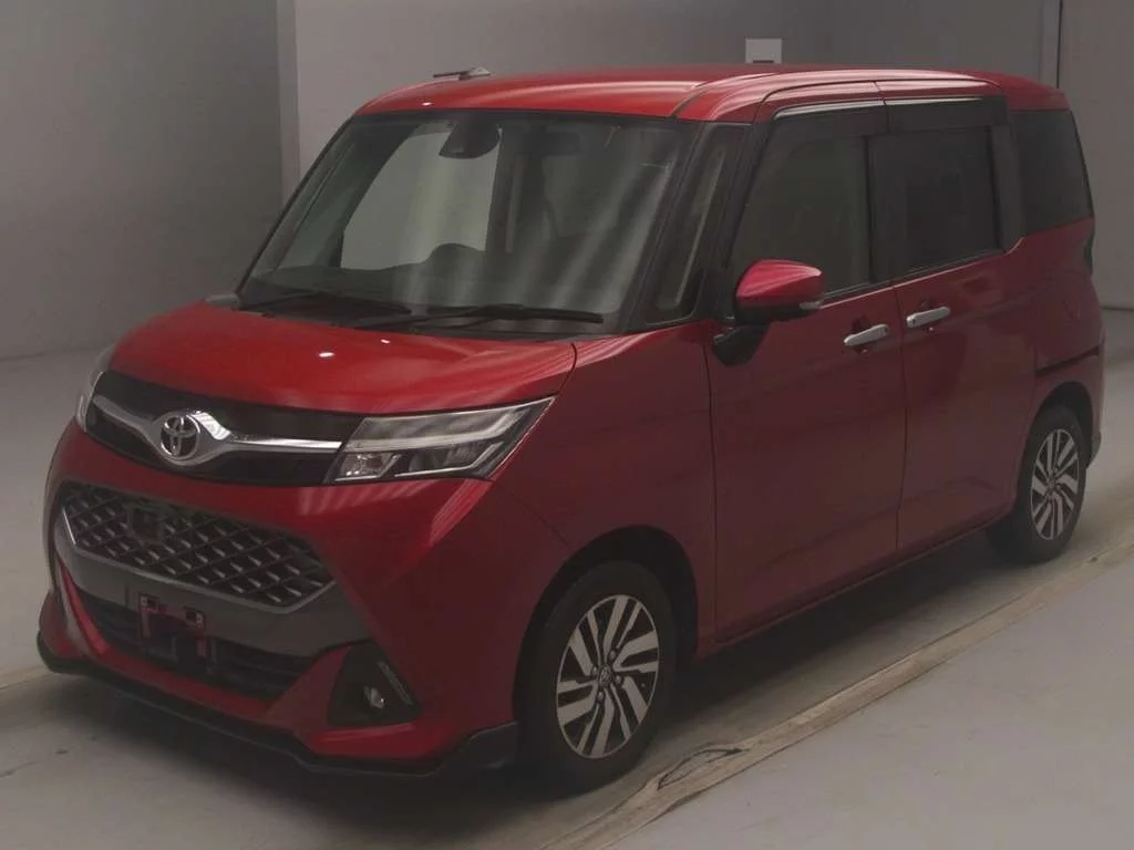 Toyota Tank 2018