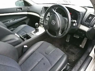 NISSAN SKYLINE