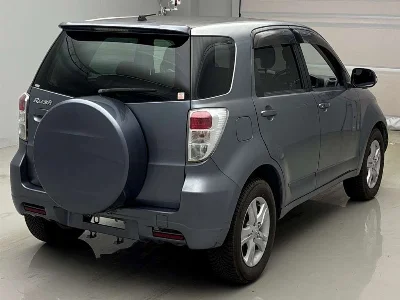 TOYOTA RUSH