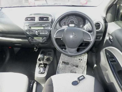 MITSUBISHI MIRAGE