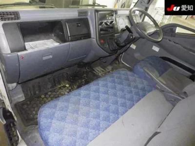 MITSUBISHI CANTER
