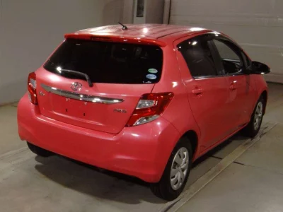 TOYOTA VITZ
