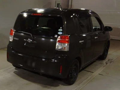 TOYOTA SPADE