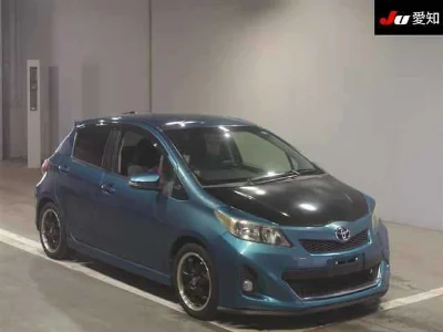 TOYOTA VITZ