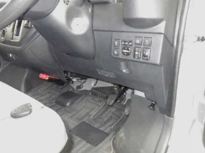 MAZDA BONGO VAN