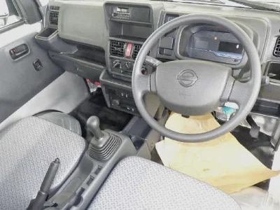 NISSAN CLIPPER TRUCK