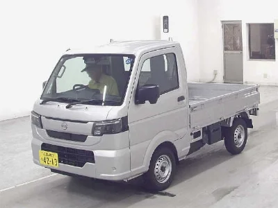 NISSAN CLIPPER TRUCK